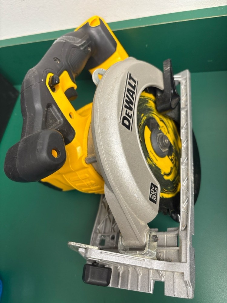 DEWALT DCS391 (EZ5002016)