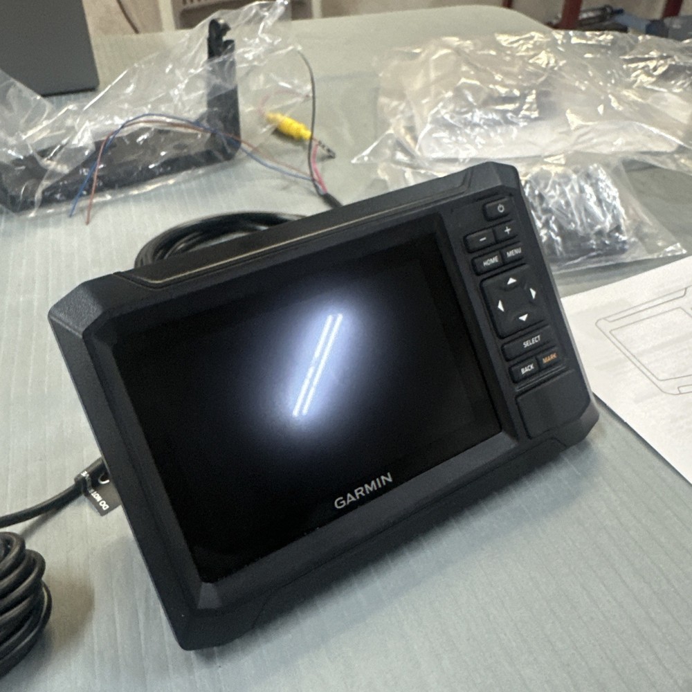 GARMIN ECHOMAP 5” UHD2 54CV + Transducer Chartplotter/Fishfinder Combo. SEE VID