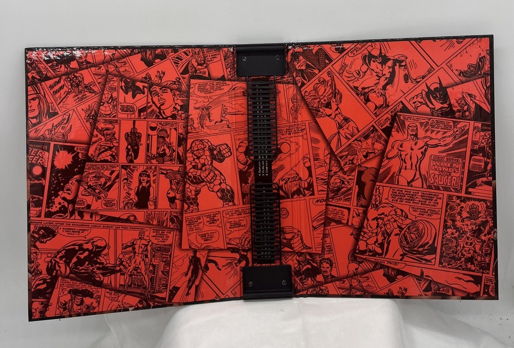 Marvel / Eaglemoss Chess Binder / Folder For Magazines / New Slight Damage