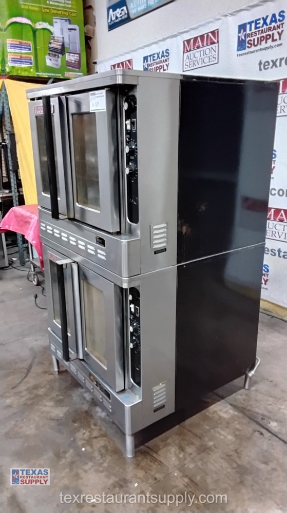 Blodgett DFG-100-3 Double Stack Full Size Convection Oven