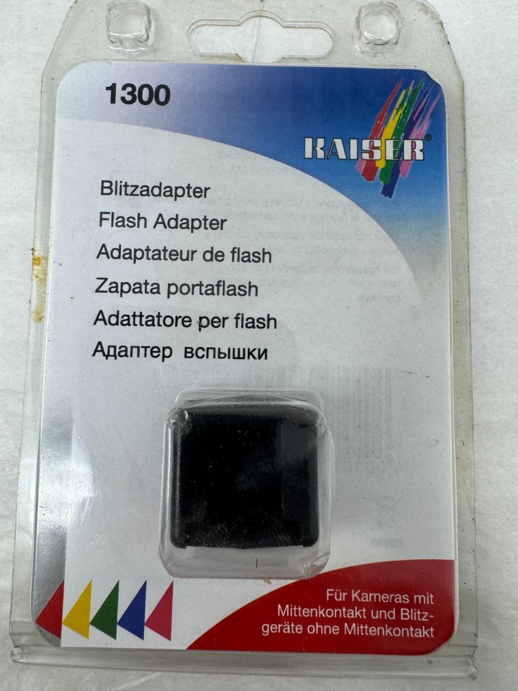Raiser Flash Adapter 1300 New in Package For Cameras with Hot Flash