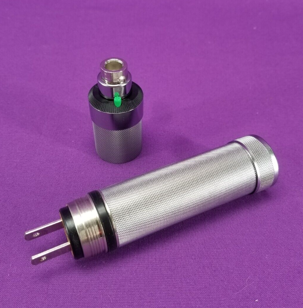 WELCH ALLYN 3.5V DIAGNOSTIC SET - PANOPTIC MACROVIEW OTOSCOPE PLUGIN HANDLE CASE