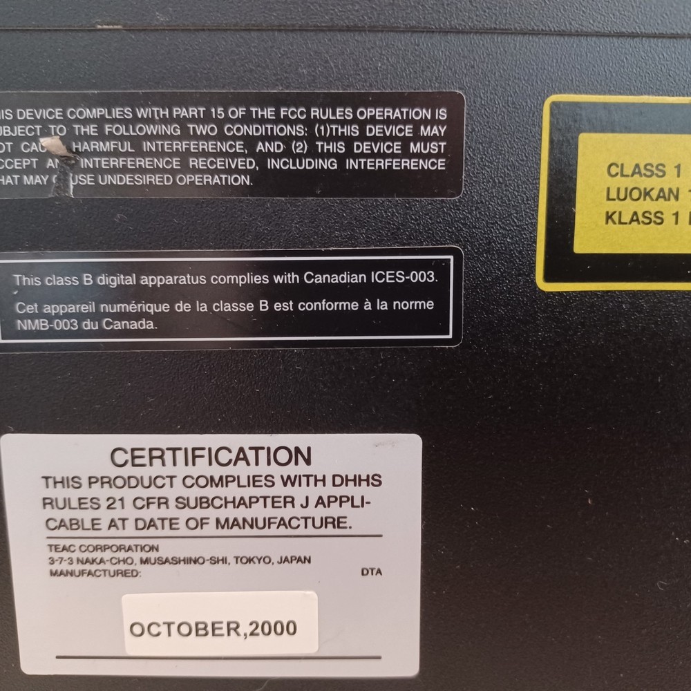 TEAC AD-600 Cassette CD Player Changer Combo - Untested / Powers On