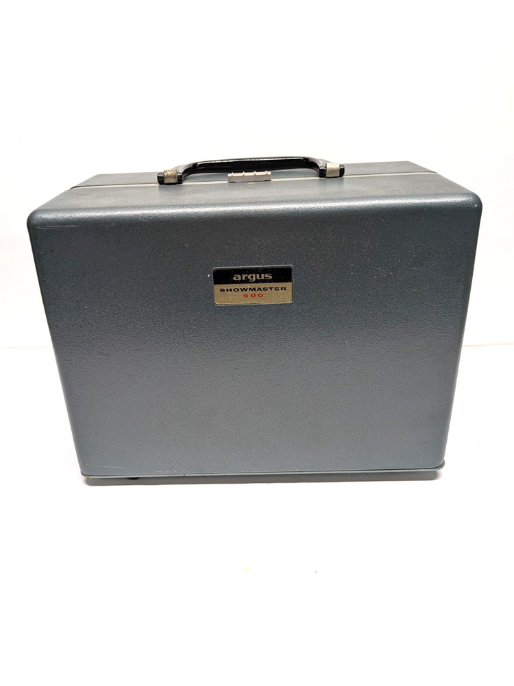 Vintage Argus Showmaster 500 Working no bulb Nice case