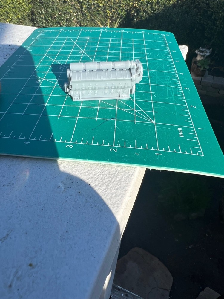 HO scale EMD 710 - 16cyl
