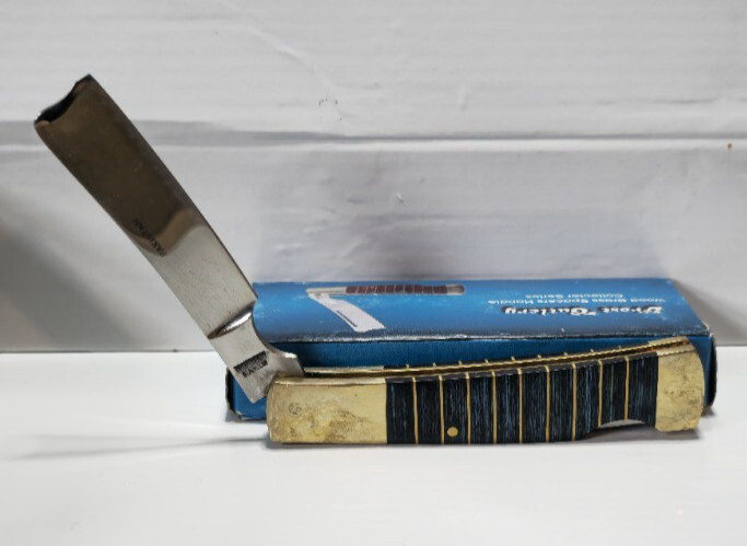 FROST CUTLERY 4" Long RAZOR LOCK FOLDER