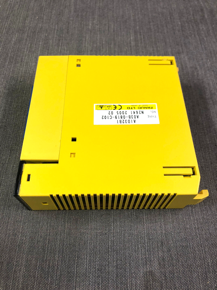 FANUC A03B-0819-C102 (AID32B1) DC Input Module 32 Point Connector Interface