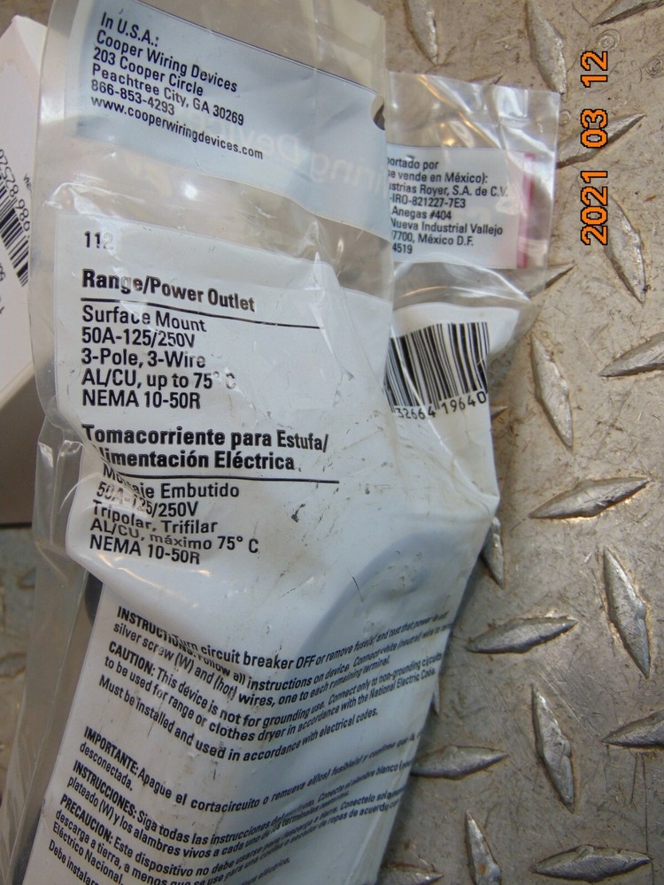 COOPER WIRING 112 RANGE POWER OUTLET SURFACE MOUNT 50A 3-POLE 3-WIRE