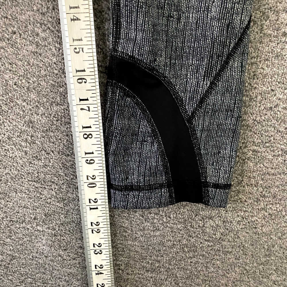 Lululemon Women's Size 4 Pull On Polyester Cropped Activewear Leggings