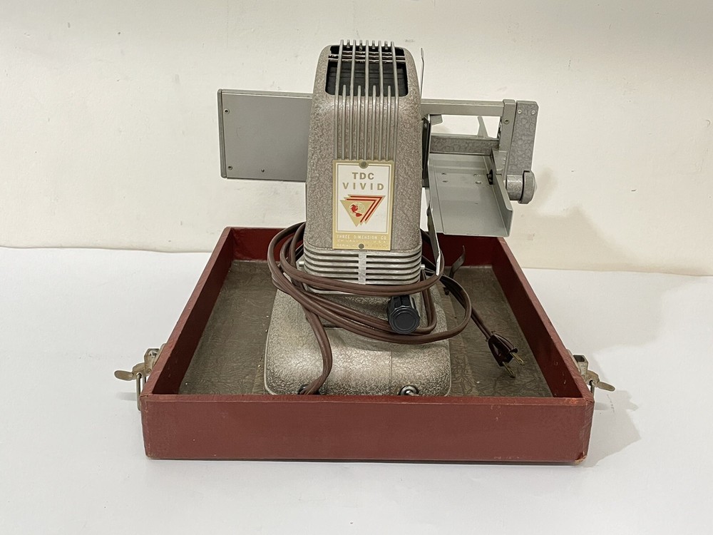 TDC VIVID Selectron ~ Slide Projector Deluxe ~ Model D ~ in Carrying Box ~ WORK