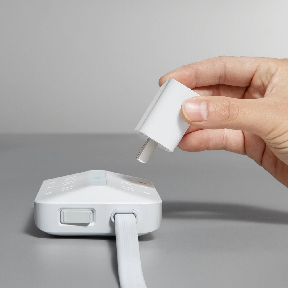 Anker - 10-in-1 USB Power Strip - White