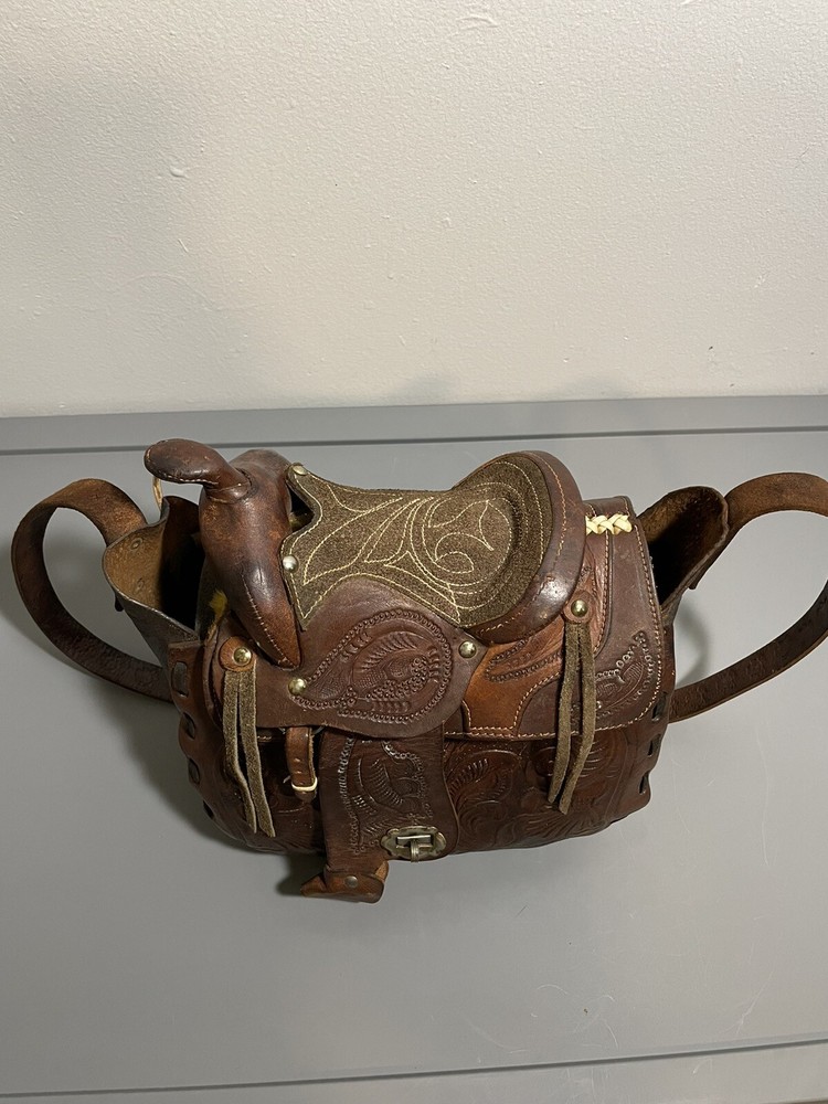 Vintage tooled leather Saddle Purse