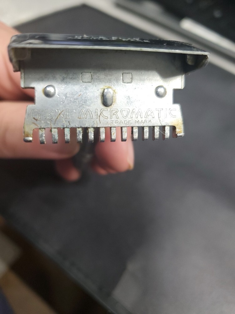 GEM Micromatic Open Comb Vintage Single Edge Safety Razor