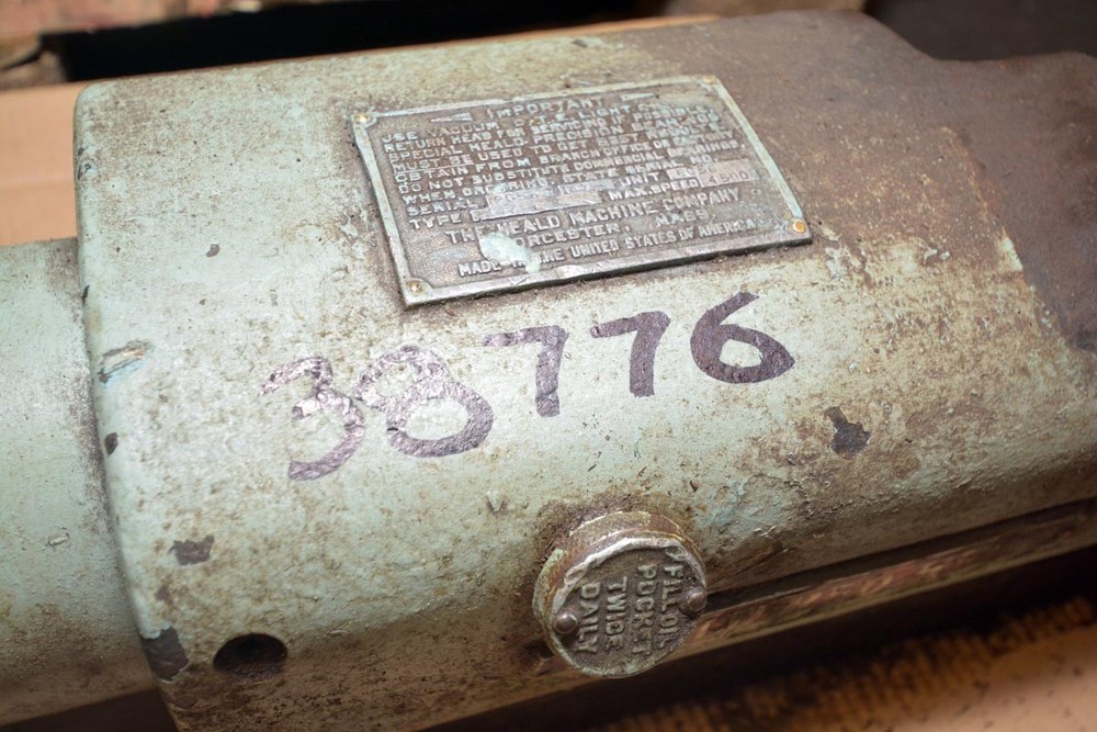 Heald Red Head Spindle (Inv.38776)