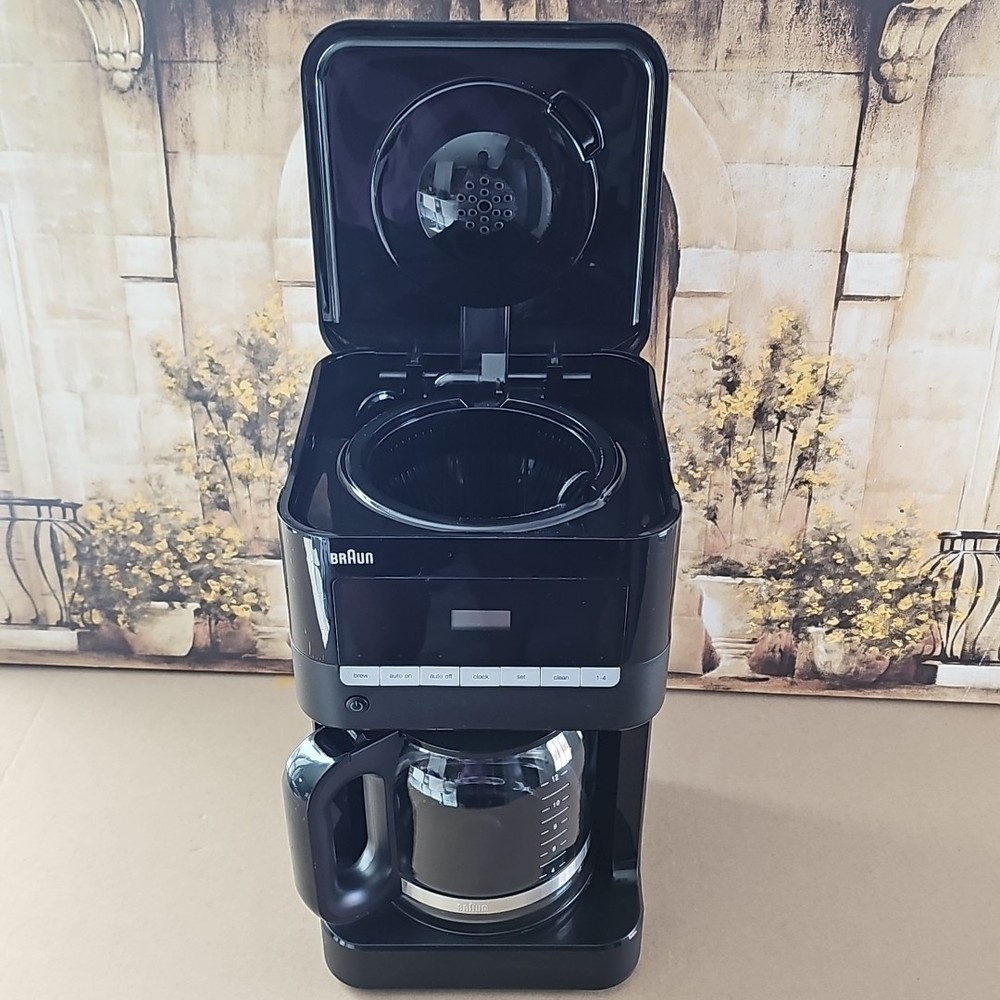Braun (KF 7000) Black Brew Sense Automatic 12 Cup Drip Coffee Maker Bundle
