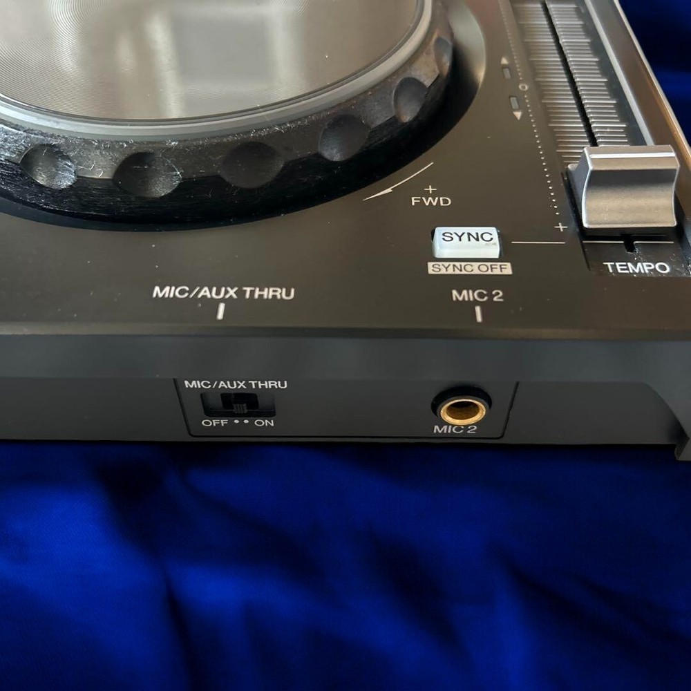 Pioneer DDJ-S1 DJ controller for Serato DJ Pro 2ch w/ USB cable Tested/working.