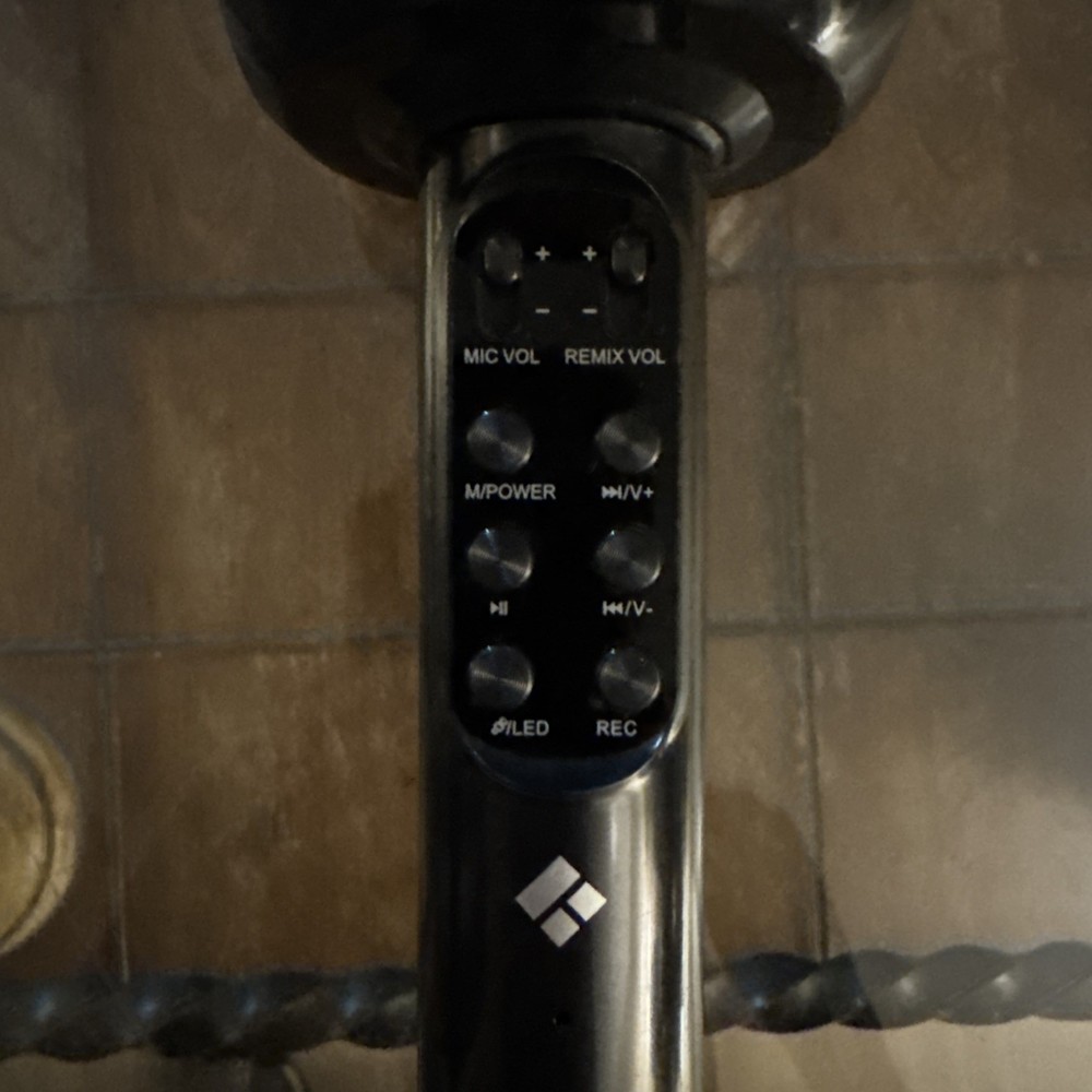 Tech Solutions LED Bluetooth Karaoke Studio Wireless Mic With Speaker Black