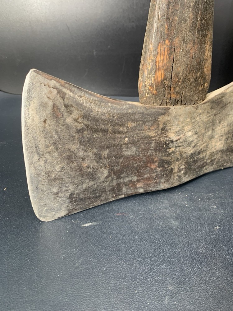 Vintage PLUMB #4 Pound Double Bit Axe Still Solid Fit, Axe Head Not Loose.