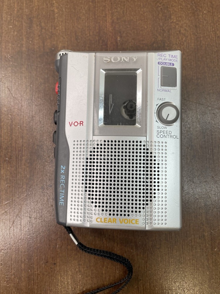 SONY TCM-200DV Handheld Cassette Recorder  2x Rec Time Read Description
