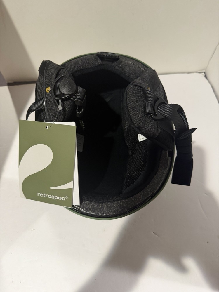 Size S/M Snowboarding Helmet