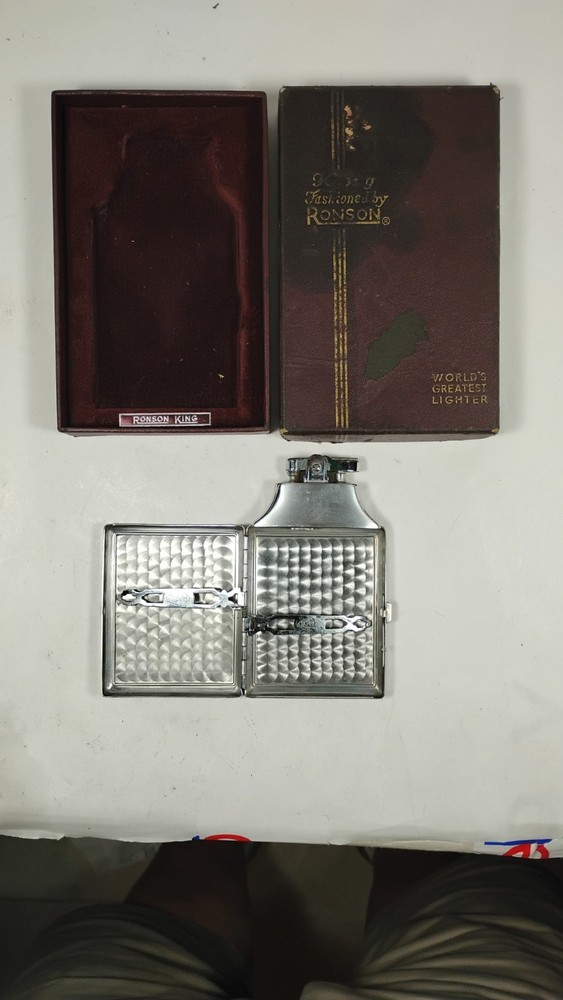 Vintage Mastercase By Ronson Worlds Greatest Lighter With Original Box