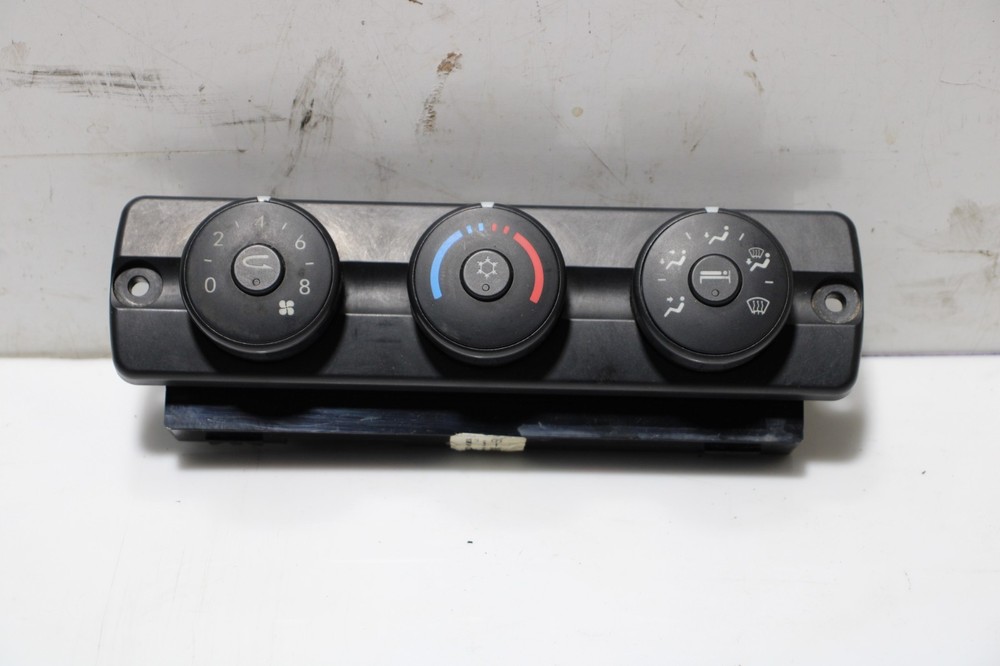 Freightliner Cascadia Temperature Control