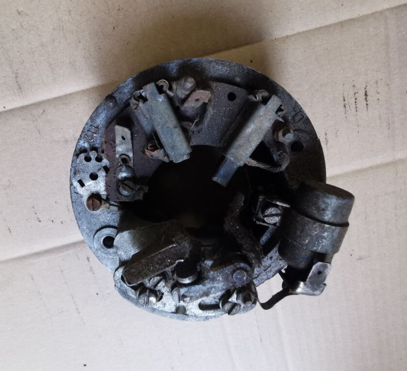 Spare part bell alternator motorcycle GDR MZ ETZ TS? -- Good Condition
