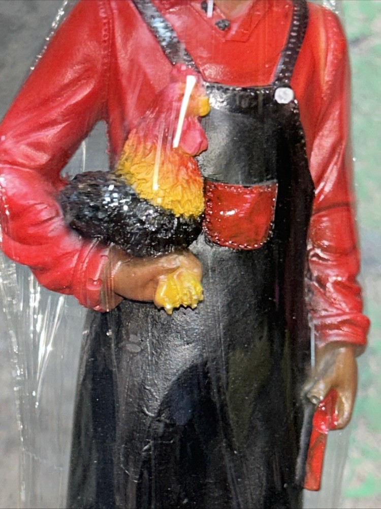 Elegía Figure 11.5in