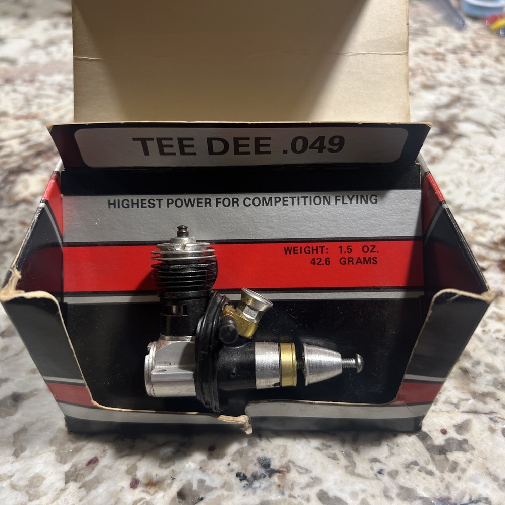 Cox Tee Dee 049 New with Original Packing 170 Engine