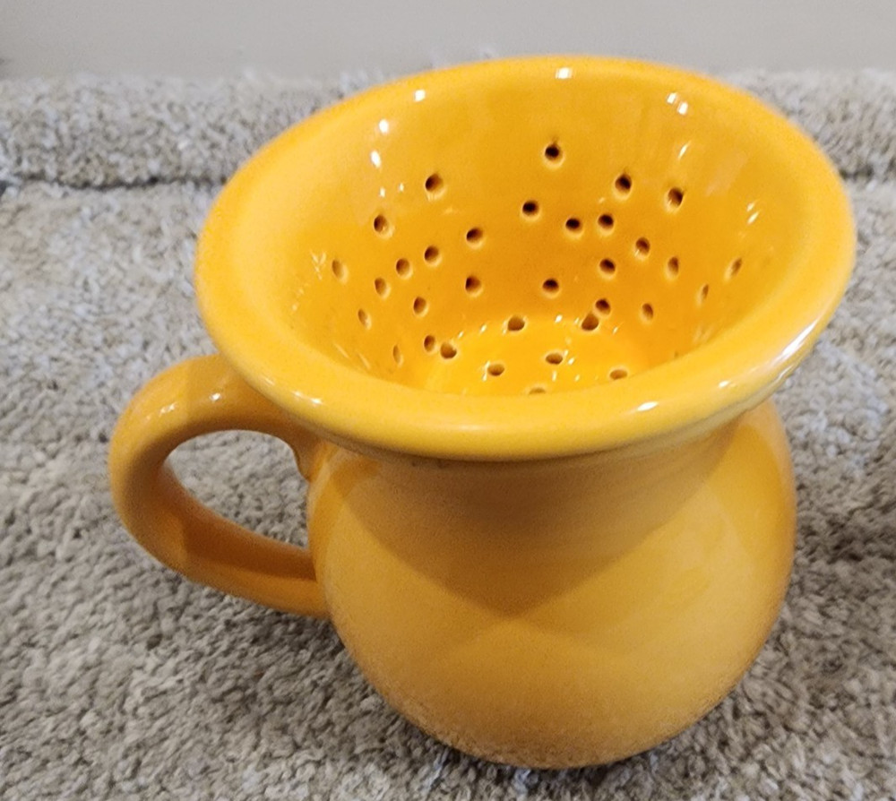 🪻Chantal Coffee Tea Mug w/Infuser Lid