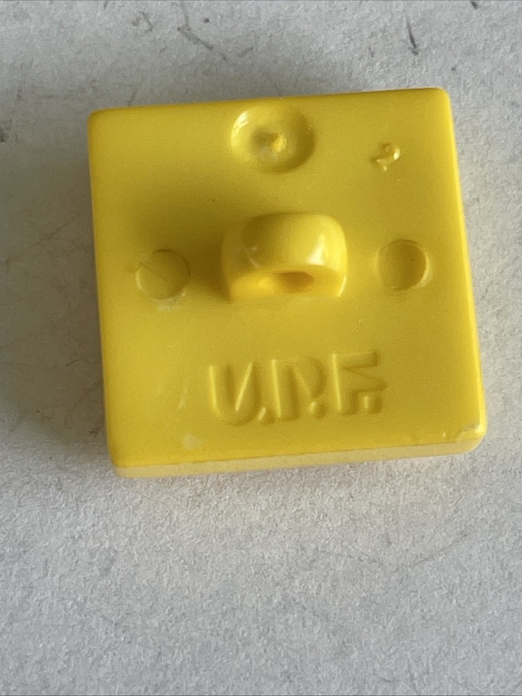 1 Yellow UPF LEGO Looking Plastic Buttons 5/8” Self Shank