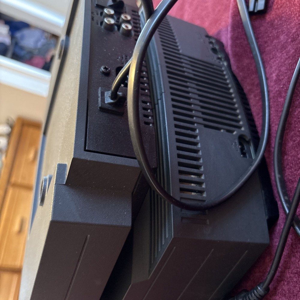 Bose Wave Music System Bundle with Bose Wave Multi-CD Changer, Graphite Grey...