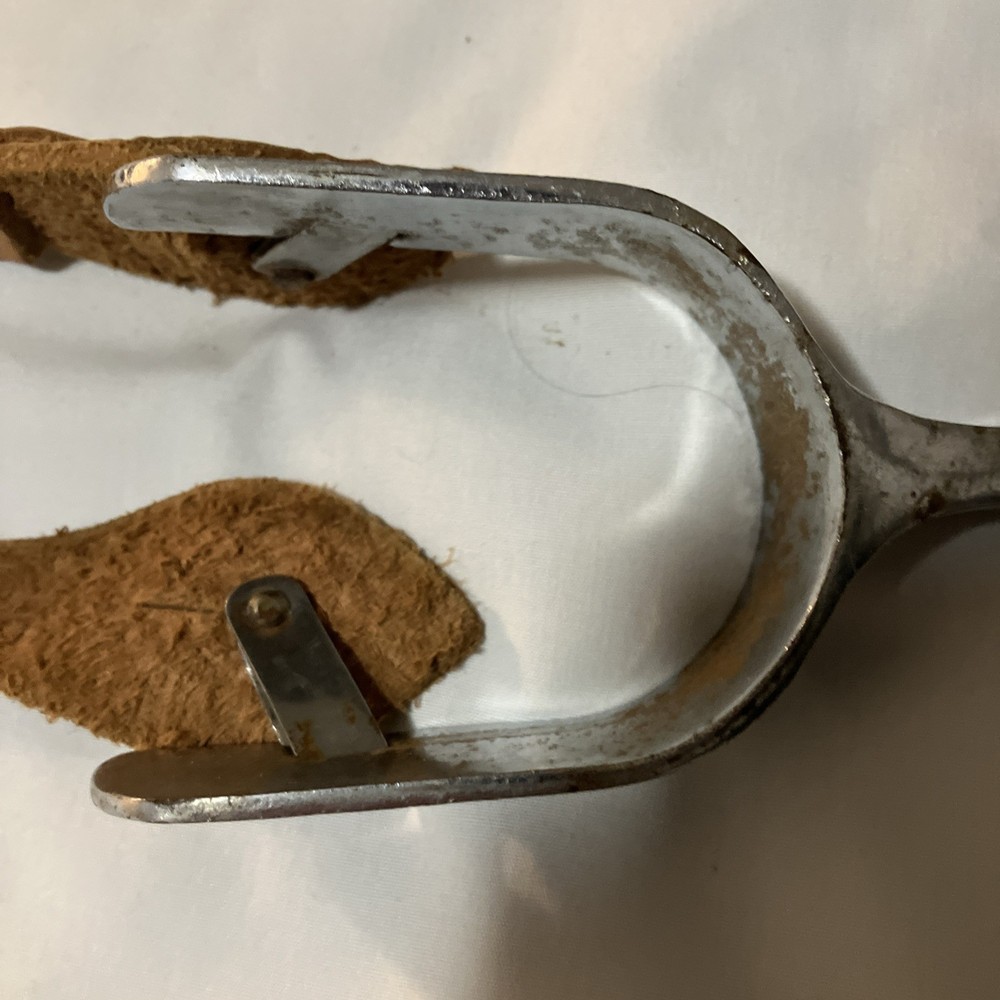 Boot Spur Chrome, Plain, Leather 5-Point Star Rowels . CR ? Preowned Fair
