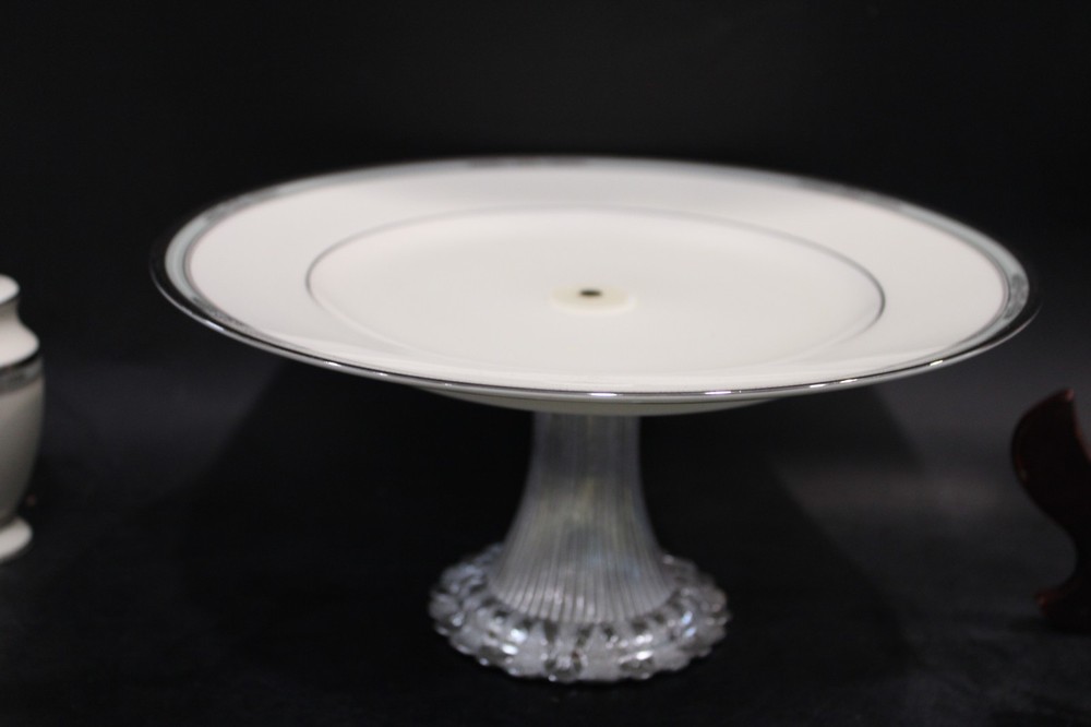 Noritake Fullerton Footed Cake Plates 5 1/2" by 10 5/8"