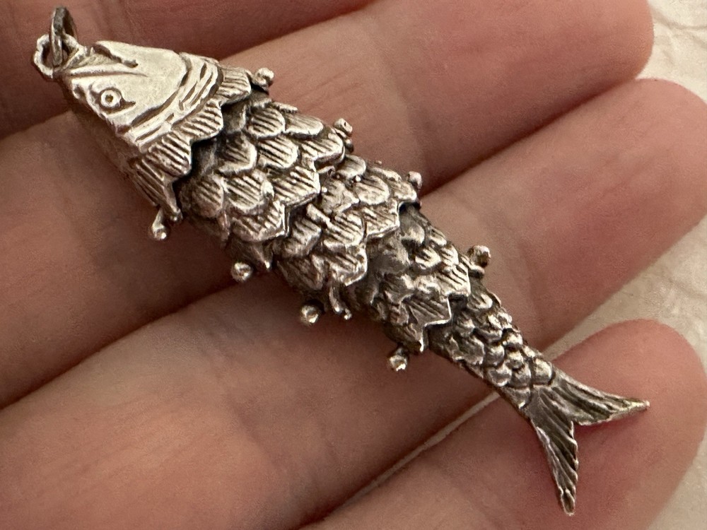 Vintage Solid Silver Articulated Miniature Fish