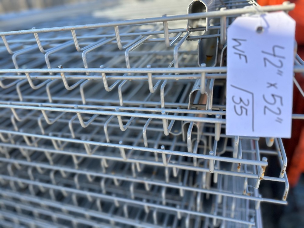 42" x 52" Waterfall Wire deck for pallet racking
