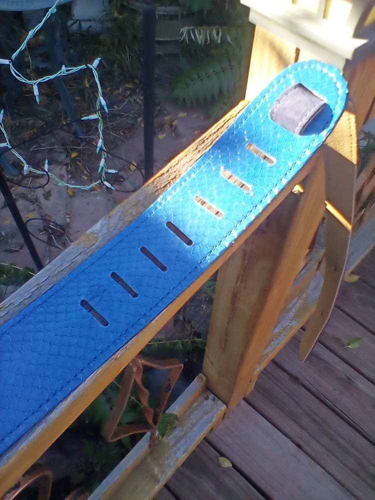 Genuine cobra Light blue snakeskin guitar strap