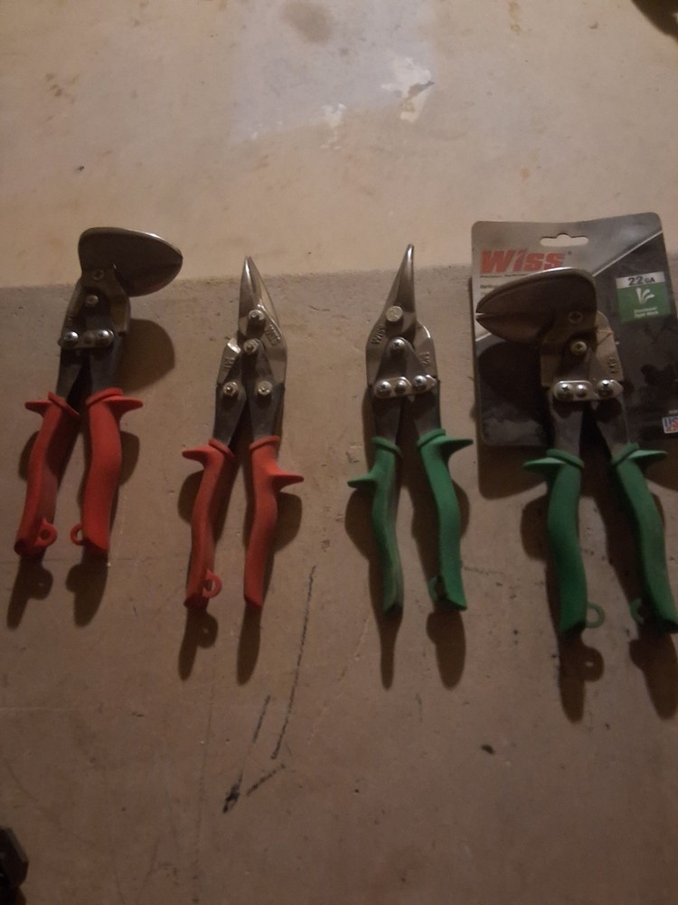 wiss tin snips, 4 ea., 2 red, 2 green