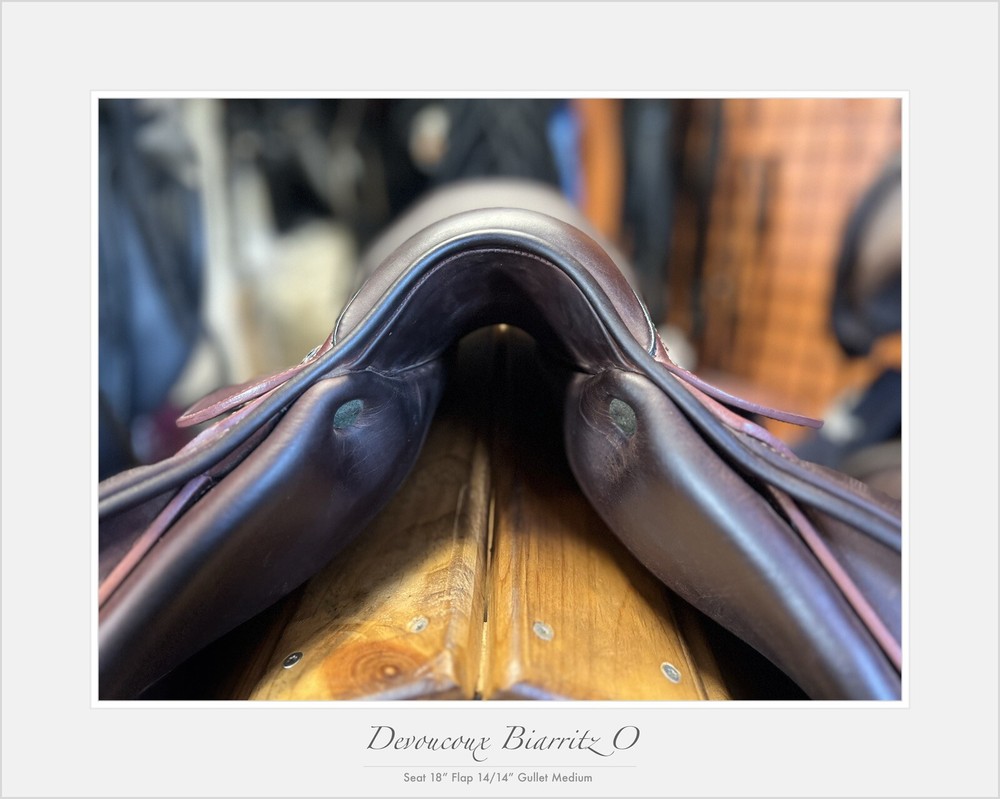 Devoucoux Biarittz O Jump Saddle. 18” M