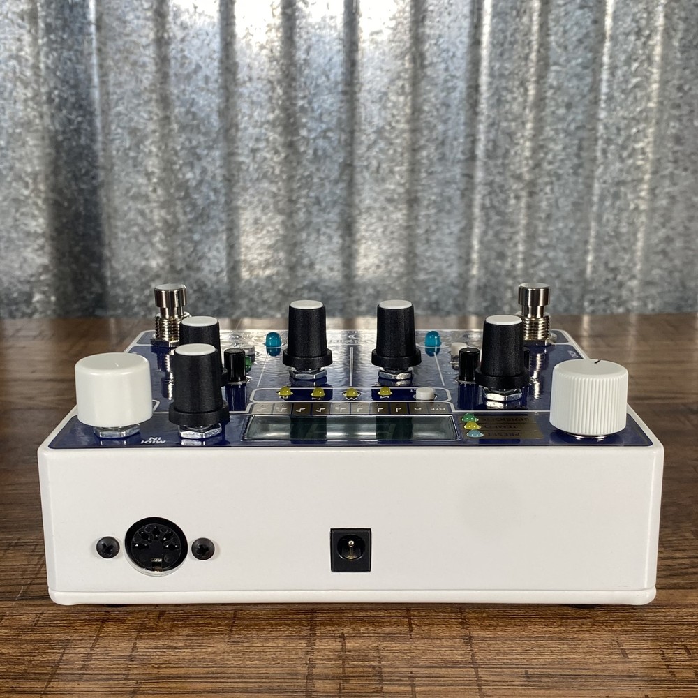 Electro-Harmonix EHX Mod Rex Polyrhythmic Modulator Guitar Synth Effect Pedal