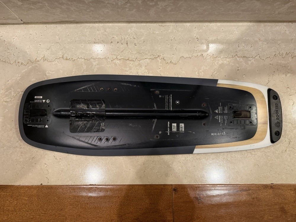 BOOSTED BOARD MINI DECK (100% AUTHENTIC)!