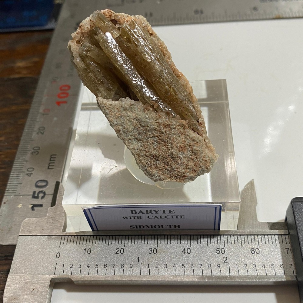 BARYTE WITH CALCITE - PEAK HILL, SIDMOUTH, DEVON. 103g. MF4090