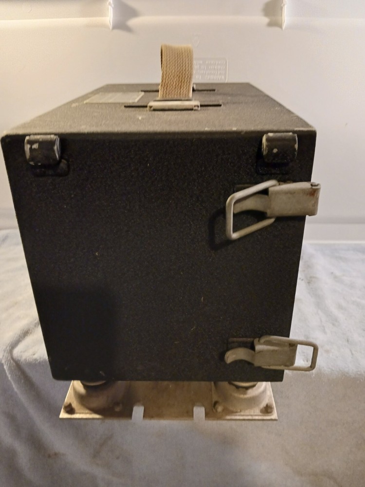 COLLINS MODEL MBF RECEIVER & TRANSMITTER NAVY RADIO #43