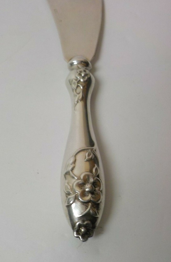 Finland 813 Silver 7" Cheese Server, 30 grams, Monogram "K S"