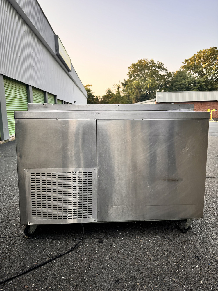 Commercial Pizza Prep Table Refrigerator Cooler