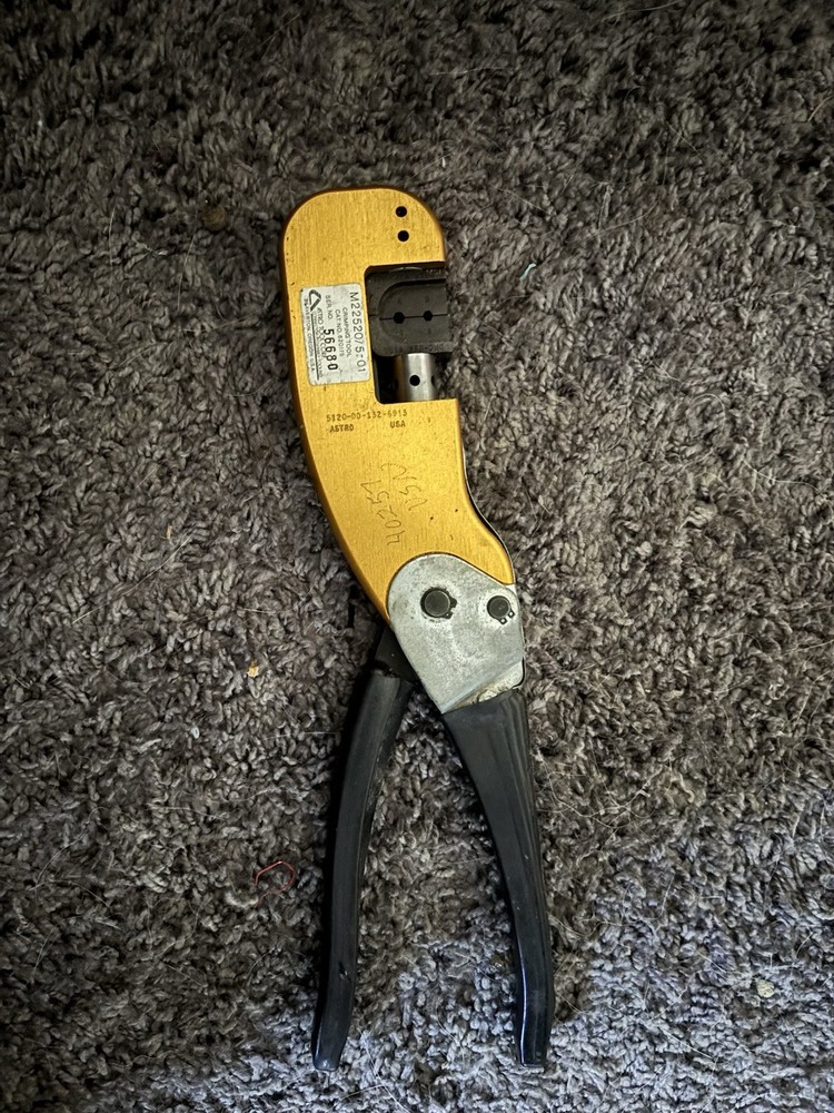 ASTRO TOOL CO  M22520/5-01 Crimping Tool