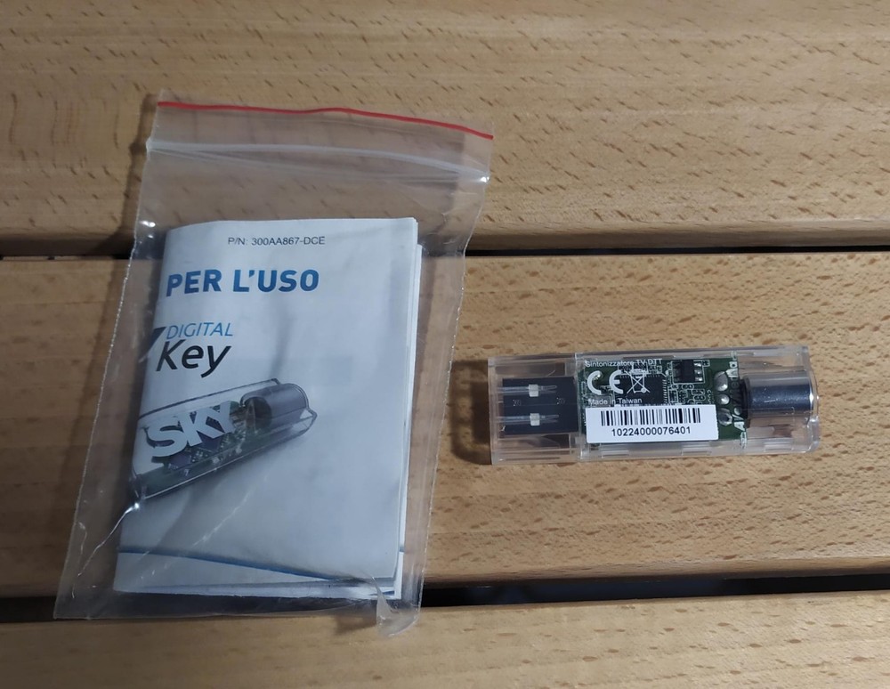 SKY DIGITAL KEY USB USB Digital Terrestrial TV Tuner