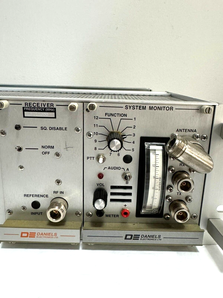 Daniels Electronics Low Band Radio Transmitter Receiver SR-39-1