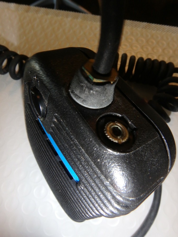 Globe Roamer Tait remote speaker microphone