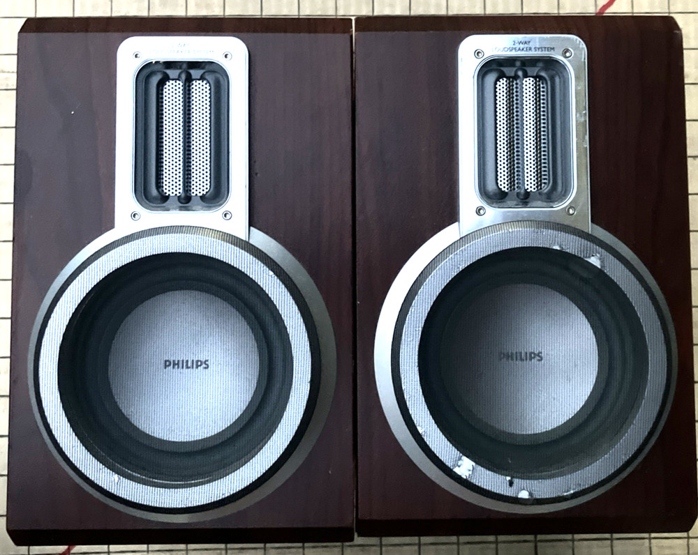 Philips MCD700 MICRO SYSTEM Rosewood Speakers Speakers Only